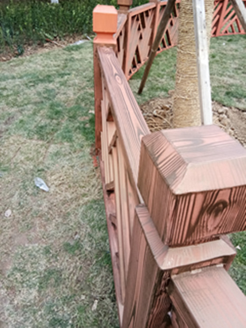 甘孜钢结构护栏仿木纹项目